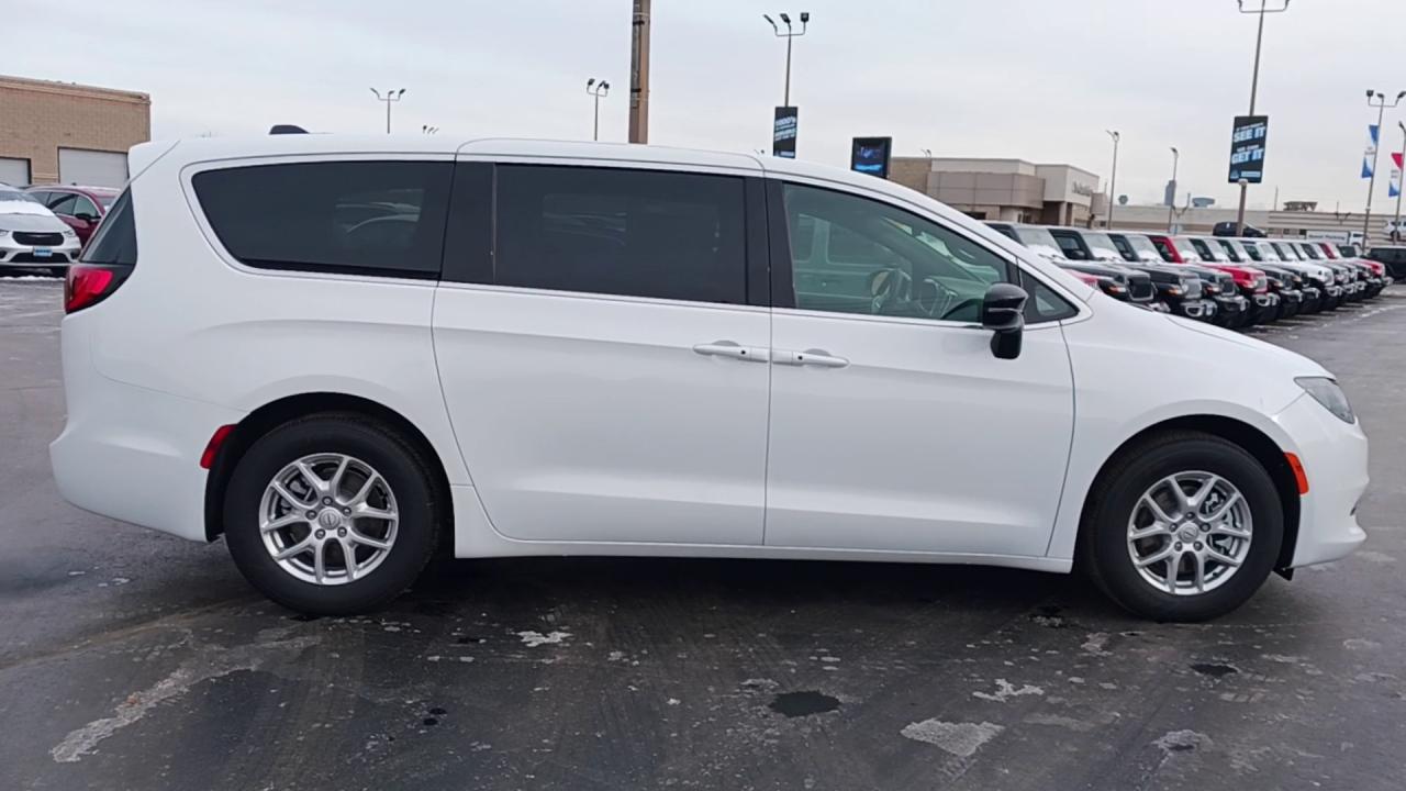 2026 Dodge Grand Caravan SXT 2WD Photo