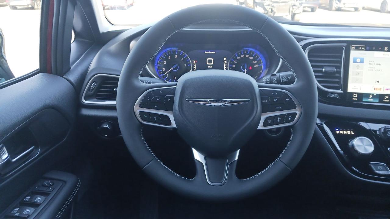 2026 Dodge Grand Caravan SXT 2WD Photo