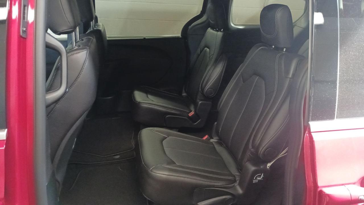 2026 Dodge Grand Caravan SXT 2WD Photo