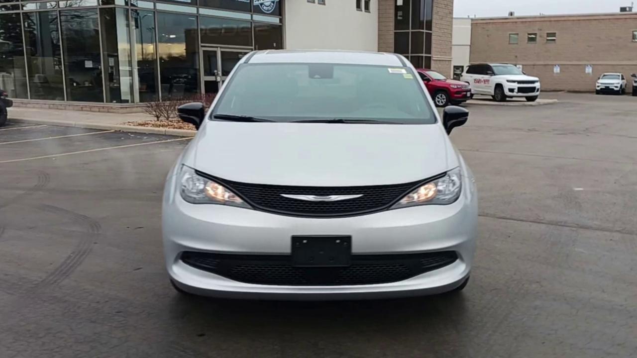 2026 Dodge Grand Caravan SXT 2WD Photo2