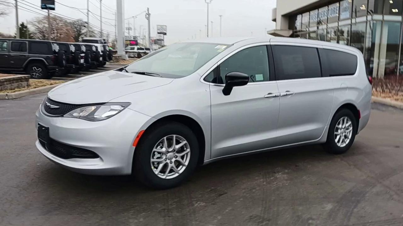 2026 Dodge Grand Caravan SXT 2WD Photo3