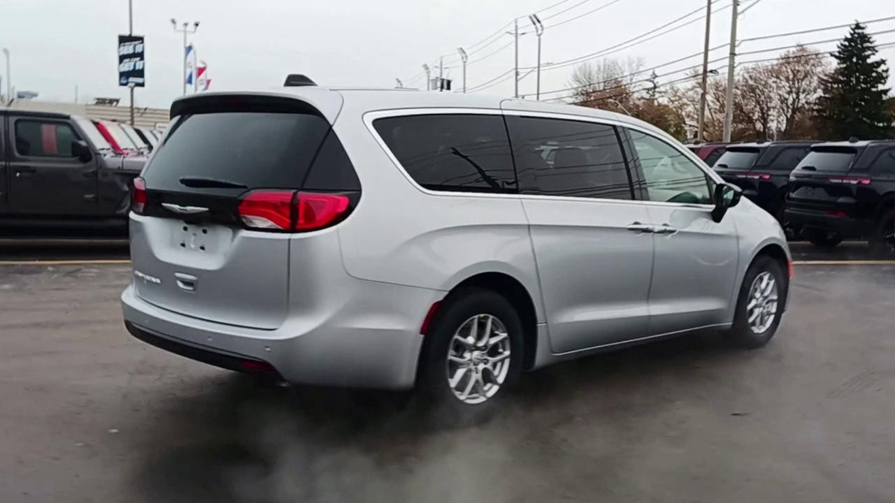 2026 Dodge Grand Caravan SXT 2WD Photo