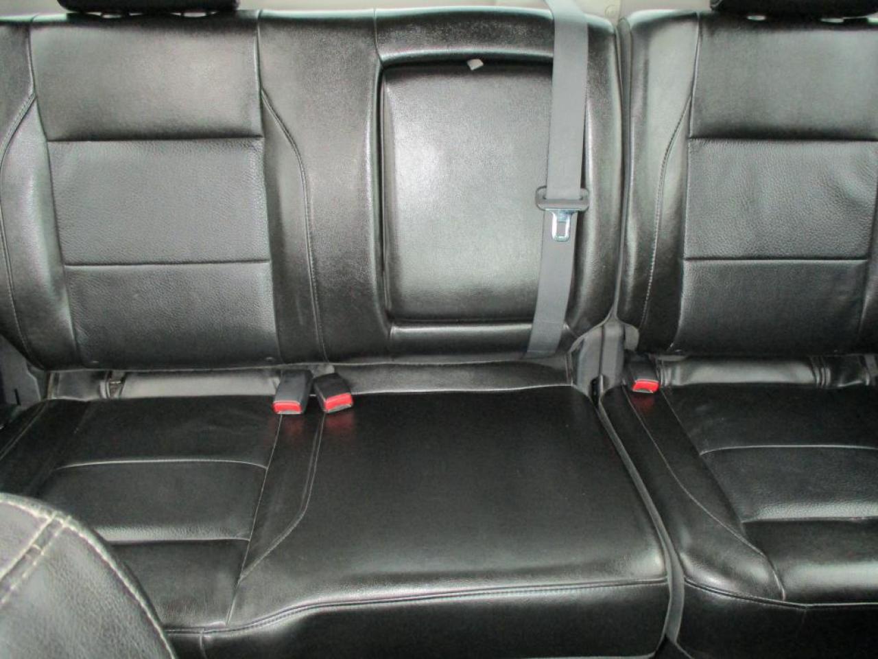 2009 Nissan Titan LE Crew Cab 4x4 - Photo #14