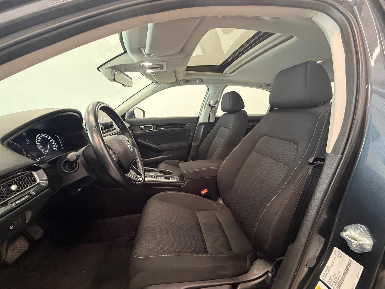 2022 Honda Civic Sedan EX Photo