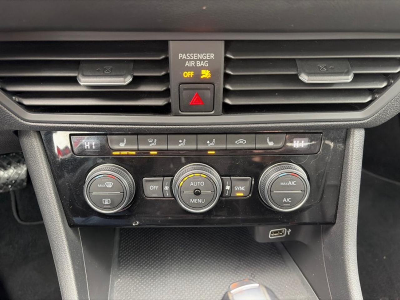 2019 Volkswagen Jetta Highline auto Photo