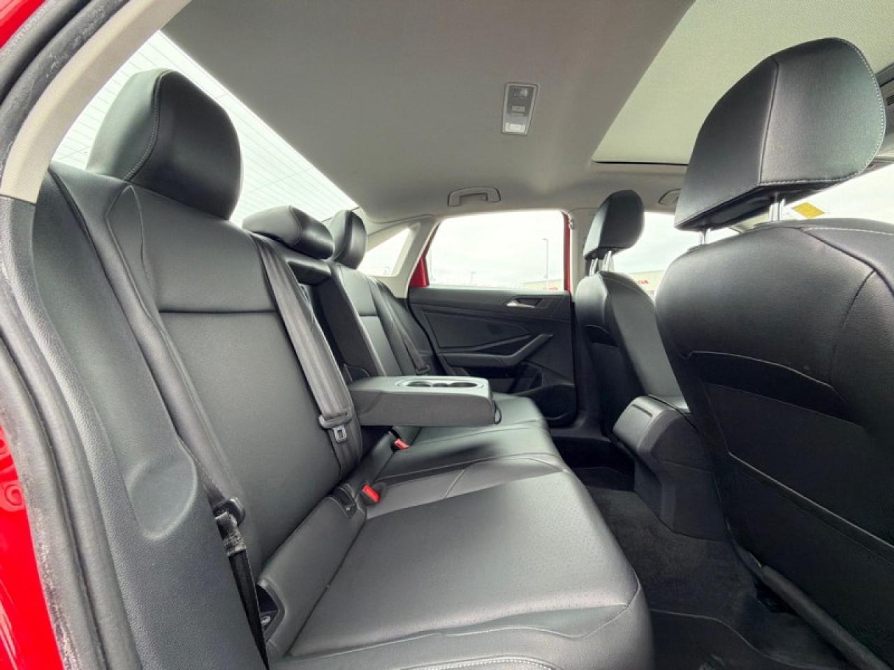 2019 Volkswagen Jetta Highline auto Photo