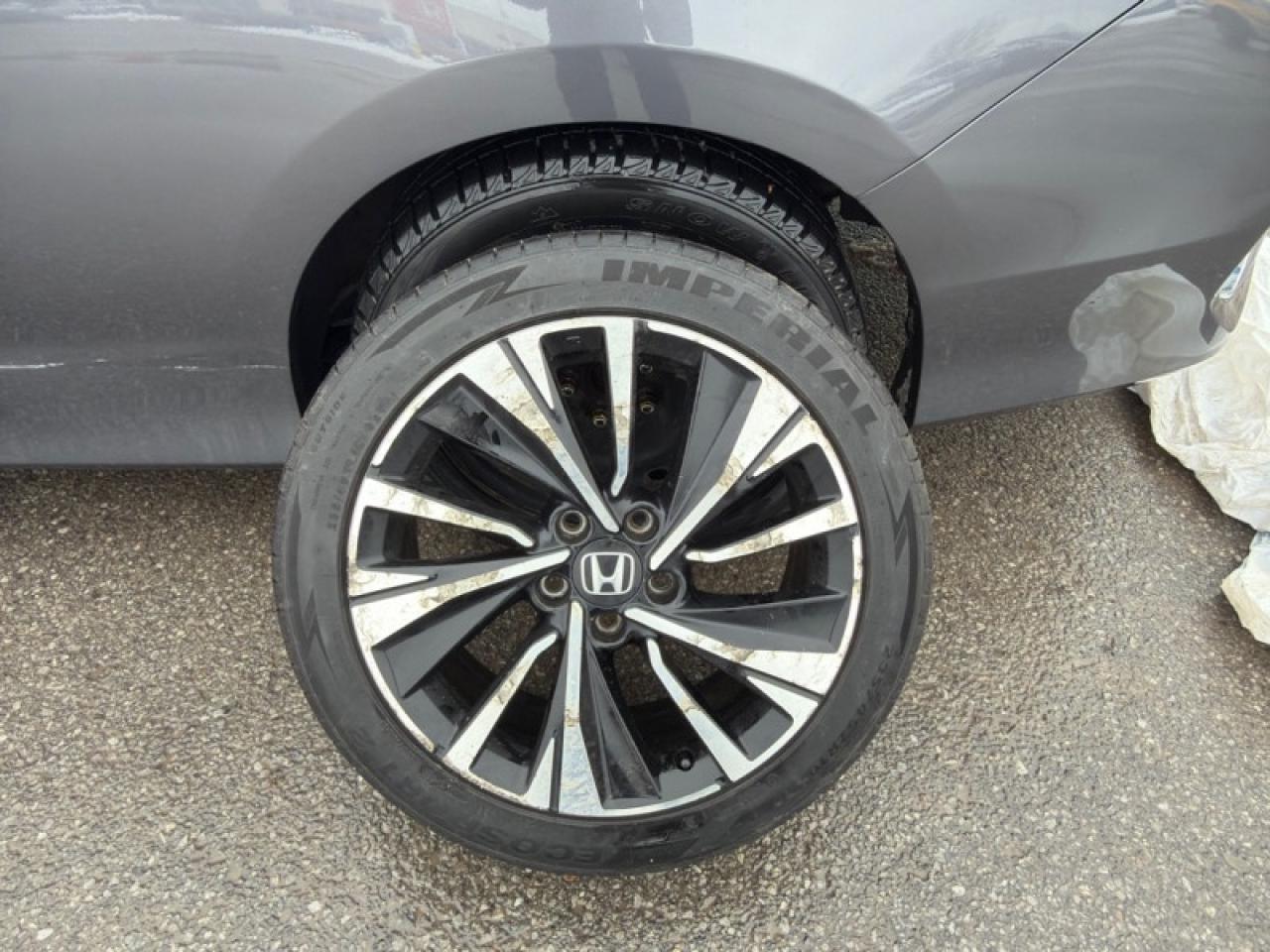 2017 Honda Accord Sedan Coupe L4 EX CVT  - Sunroof Photo