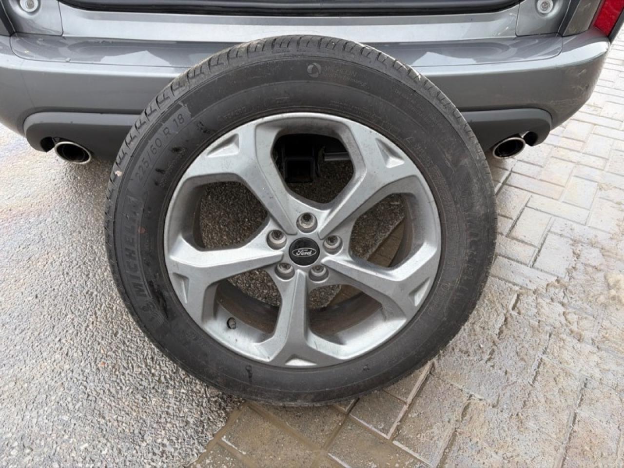 2024 Ford Escape ST-Line Select  - Hybrid -  Remote Start Photo4