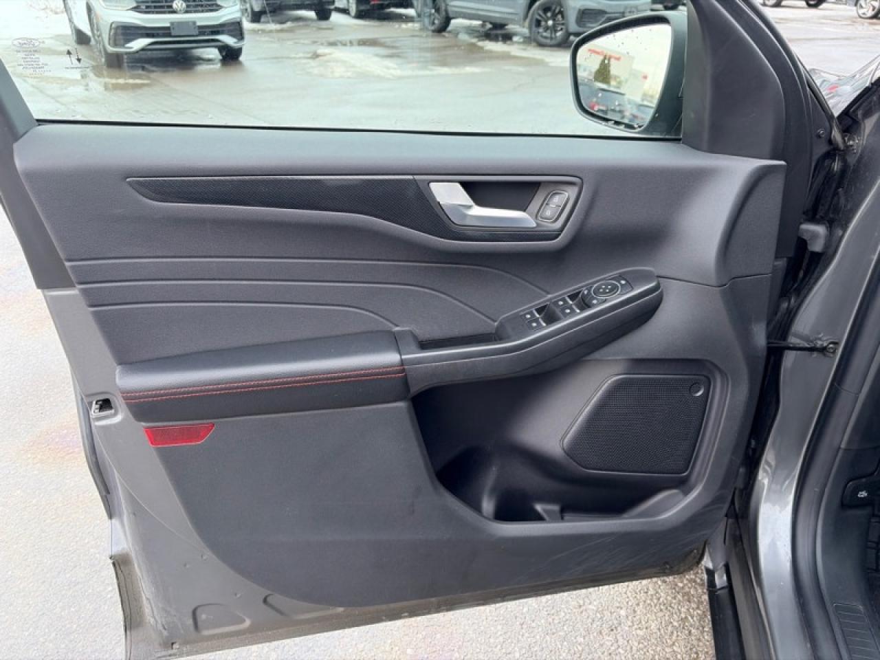 2024 Ford Escape ST-Line Select  - Hybrid -  Remote Start Photo