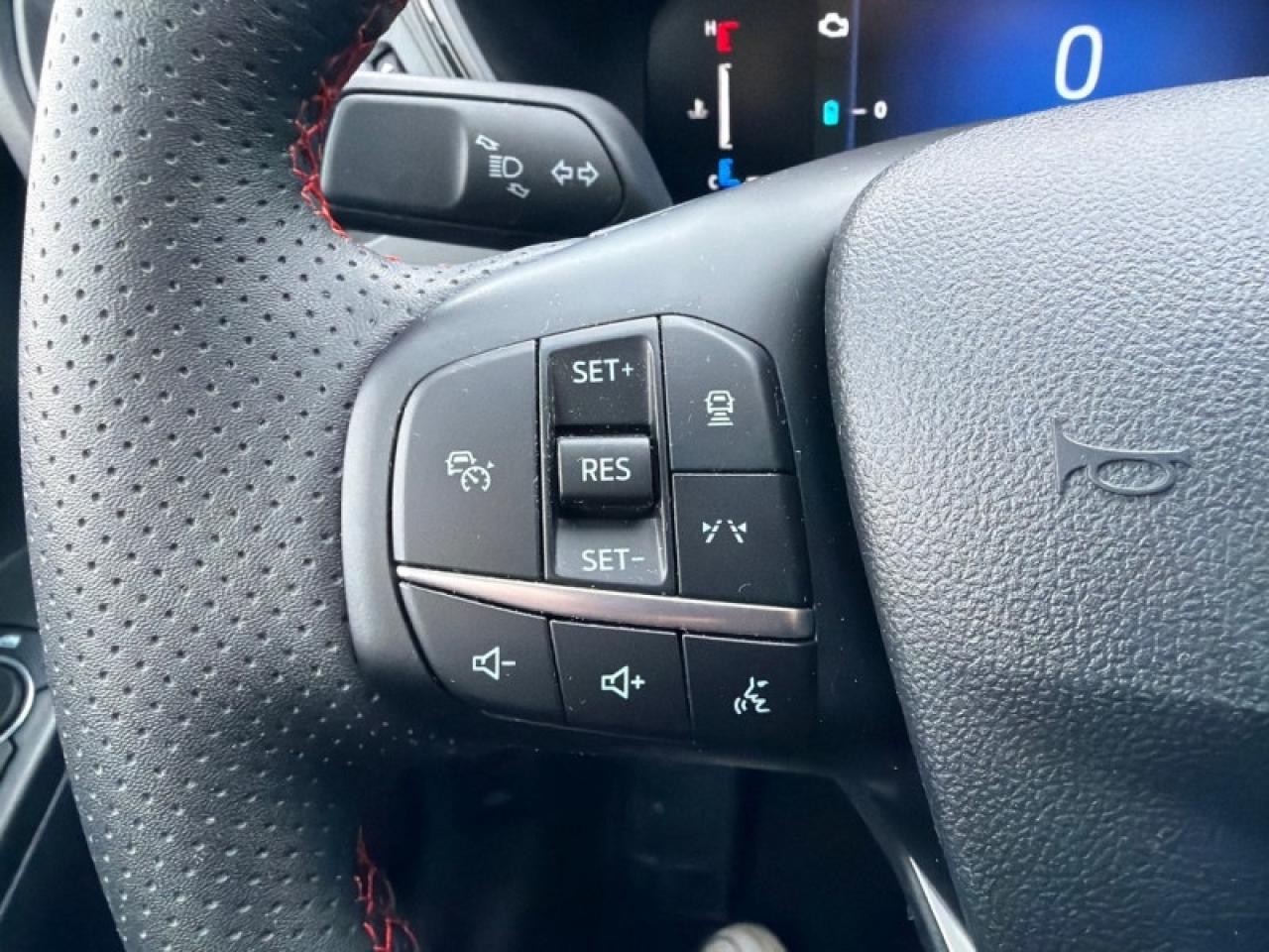 2024 Ford Escape ST-Line Select  - Hybrid -  Remote Start Photo