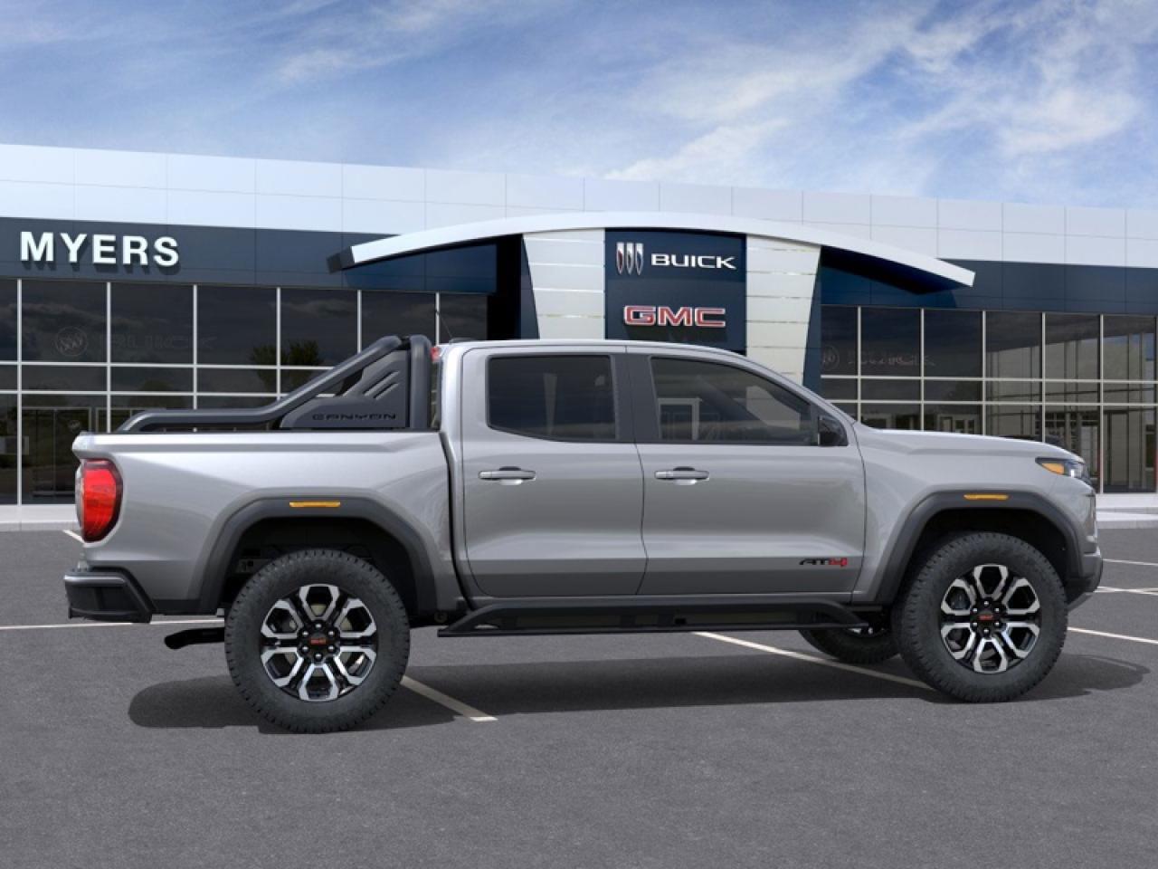 2026 GMC Canyon AT4  AT4, NIGHTFALL EDITION Photo4
