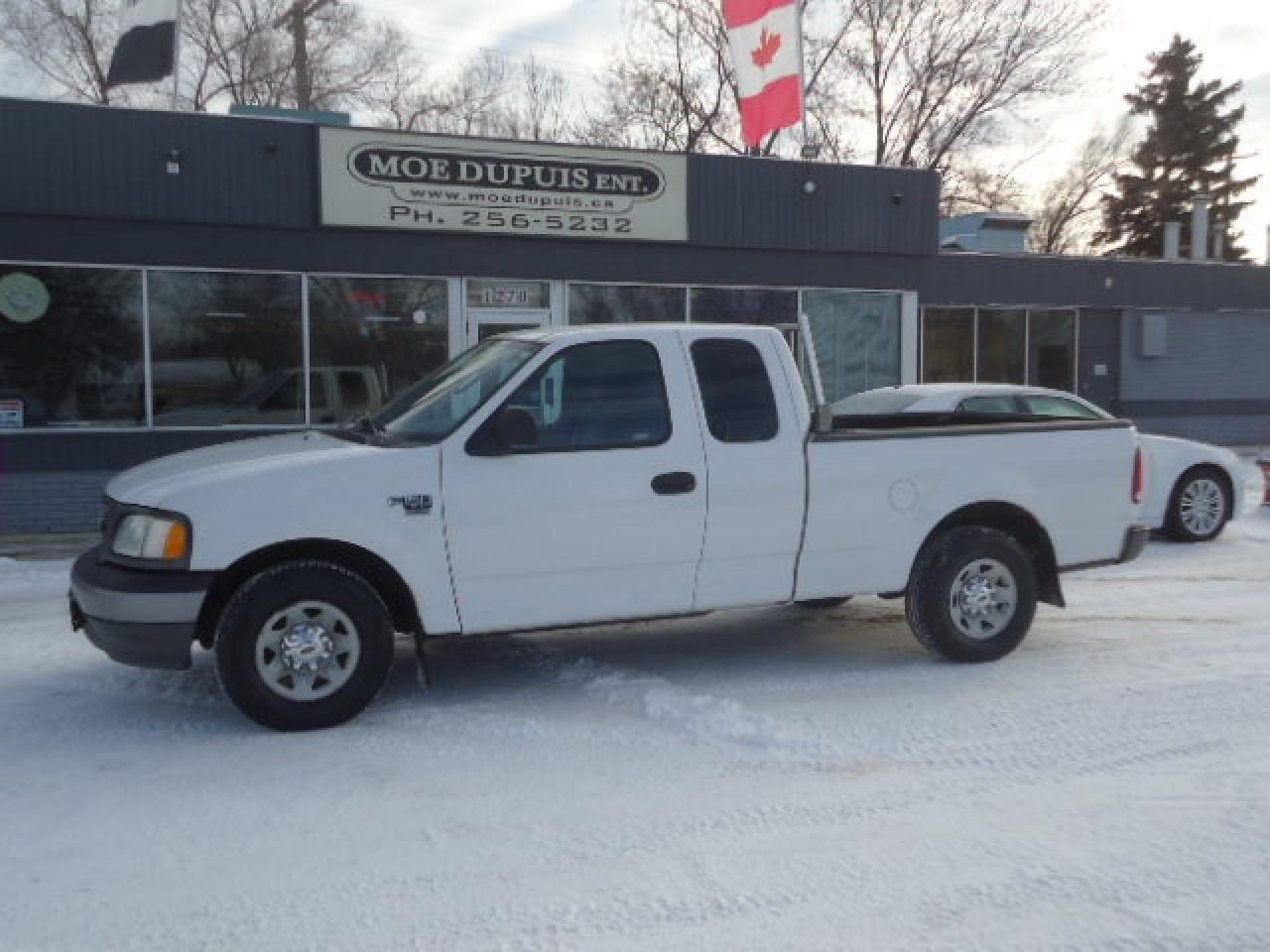 Used 2003 Ford F-150 XL 7700 SERIES     100% RUST FREEE WEST COAST WORK TRUCK!! for sale in Winnipeg, MB