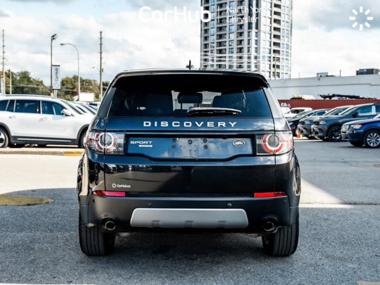 2016 Land Rover Discovery Sport HSE Photo