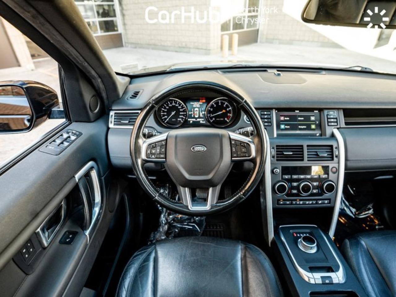 2016 Land Rover Discovery Sport HSE Photo