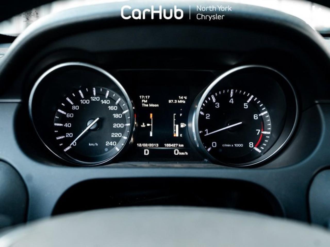 2016 Land Rover Discovery Sport HSE Photo