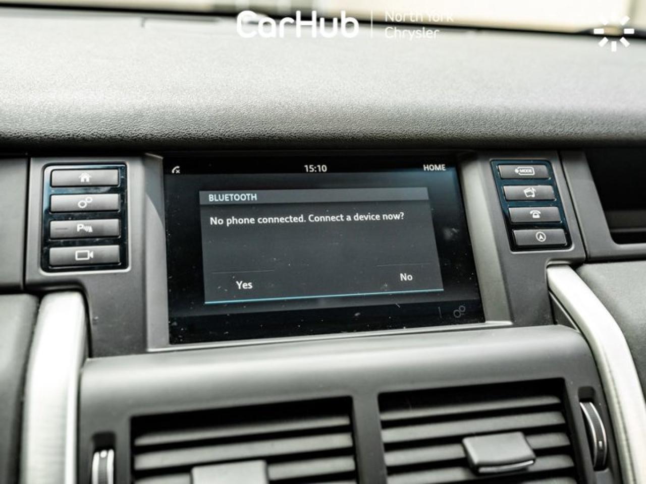 2016 Land Rover Discovery Sport HSE Photo