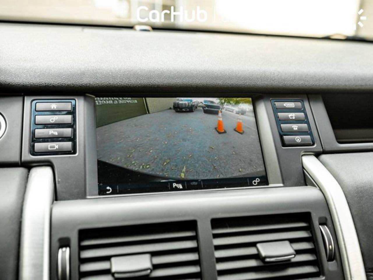 2016 Land Rover Discovery Sport HSE Photo