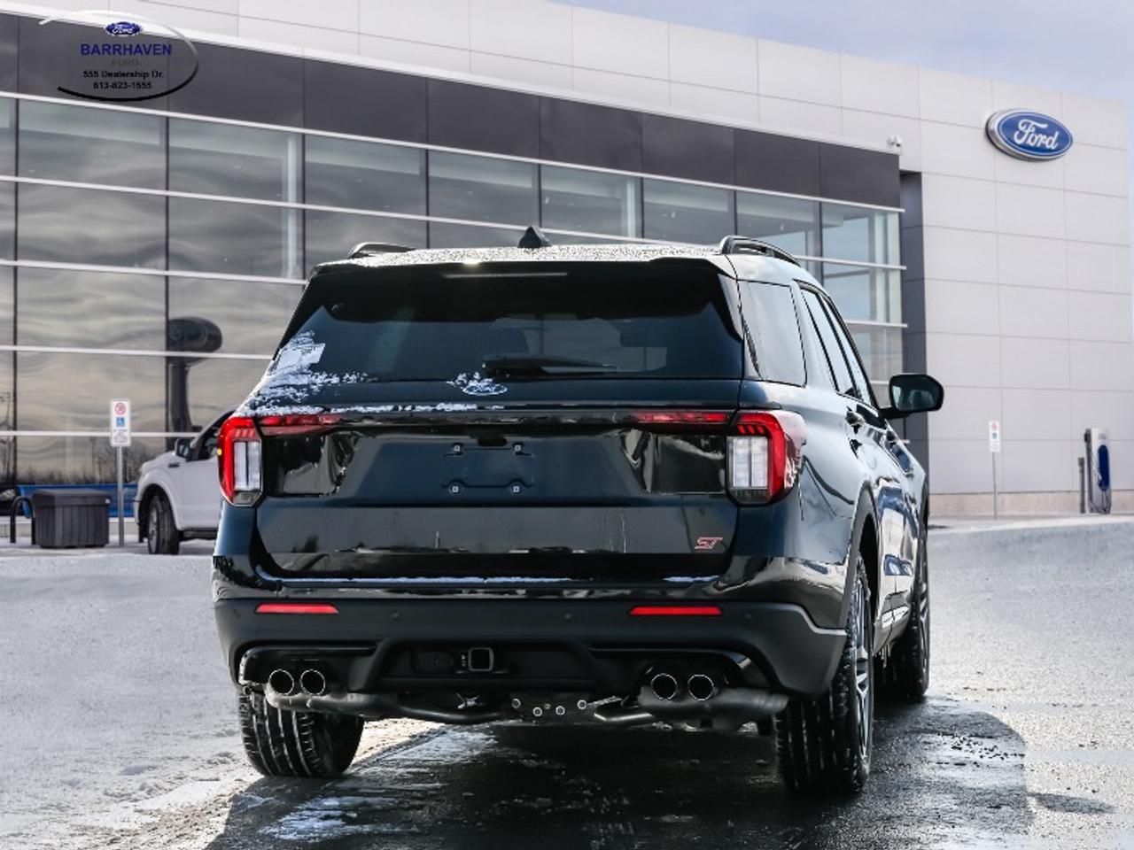 2026 Ford Explorer ST Photo2