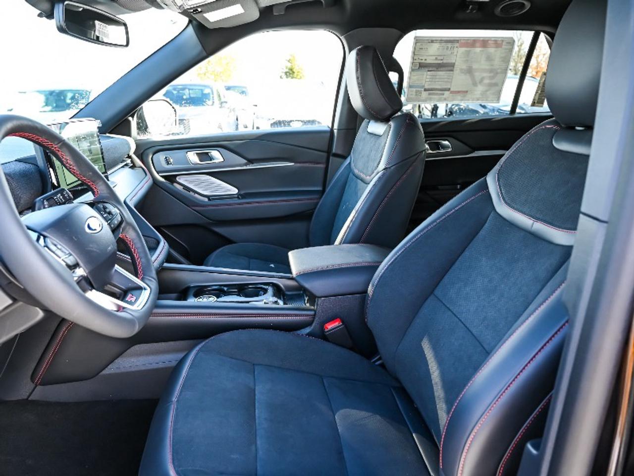 2026 Ford Explorer ST Photo
