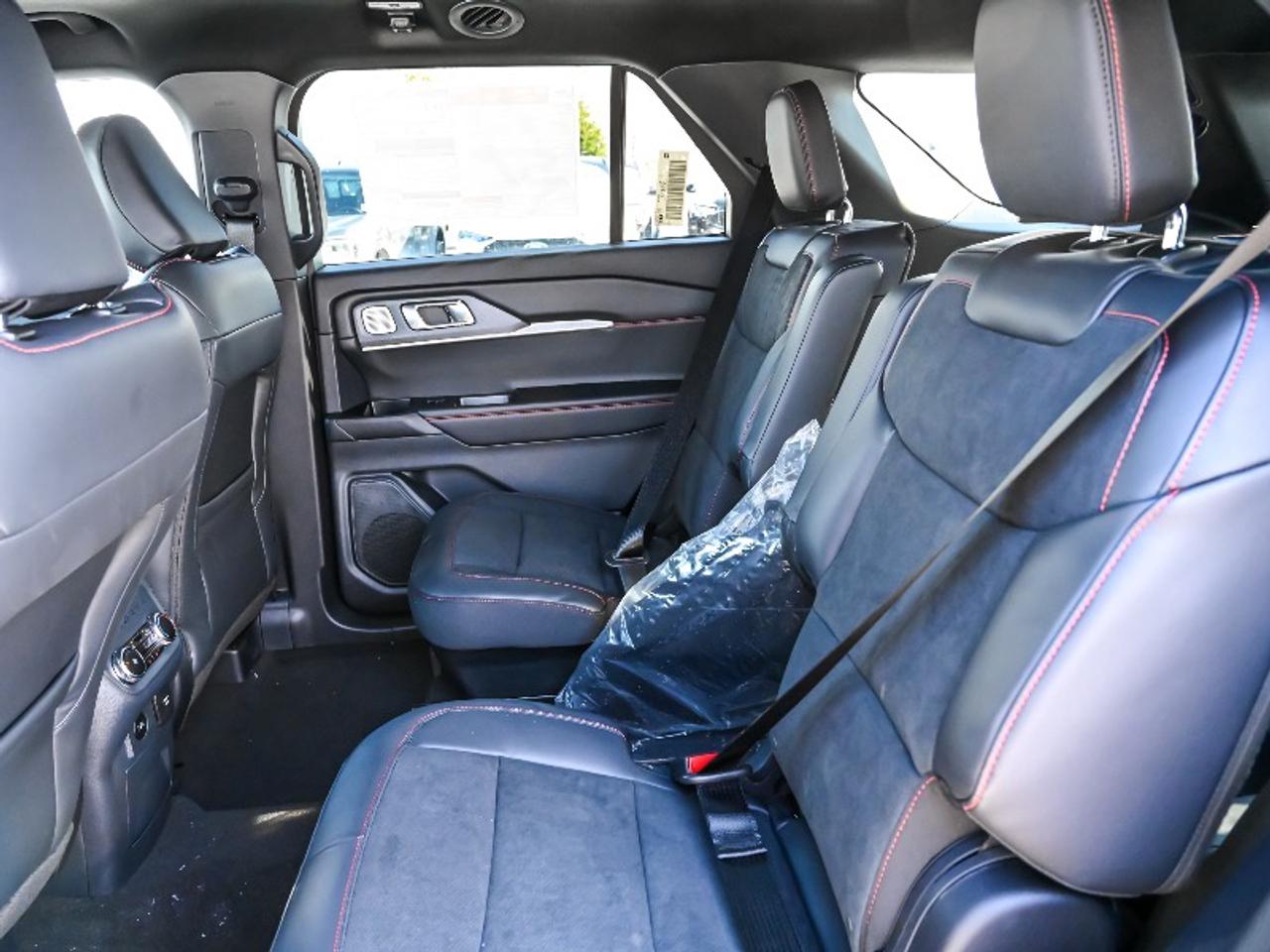 2026 Ford Explorer ST Photo