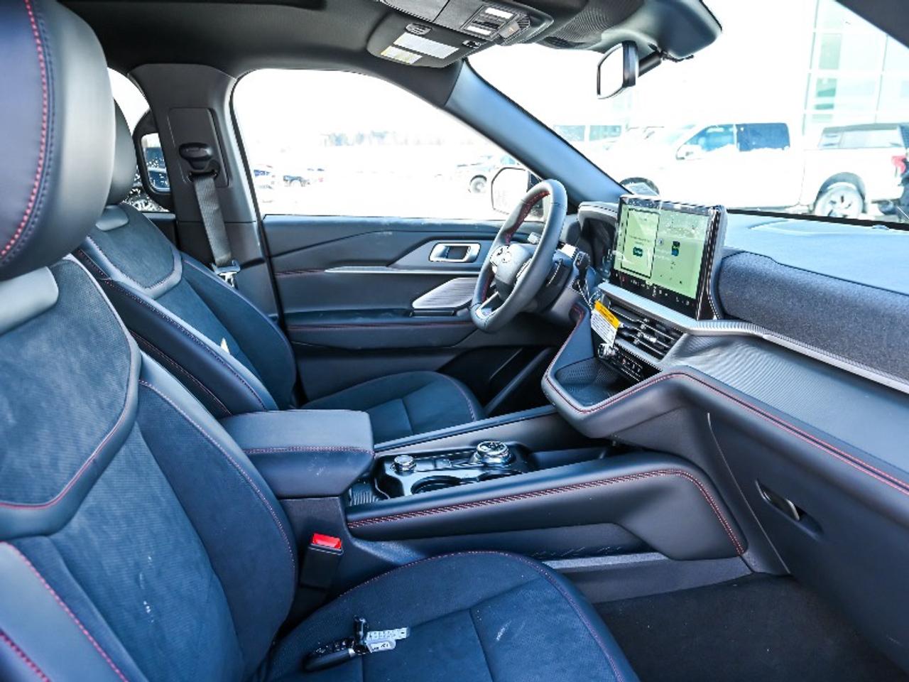 2026 Ford Explorer ST Photo