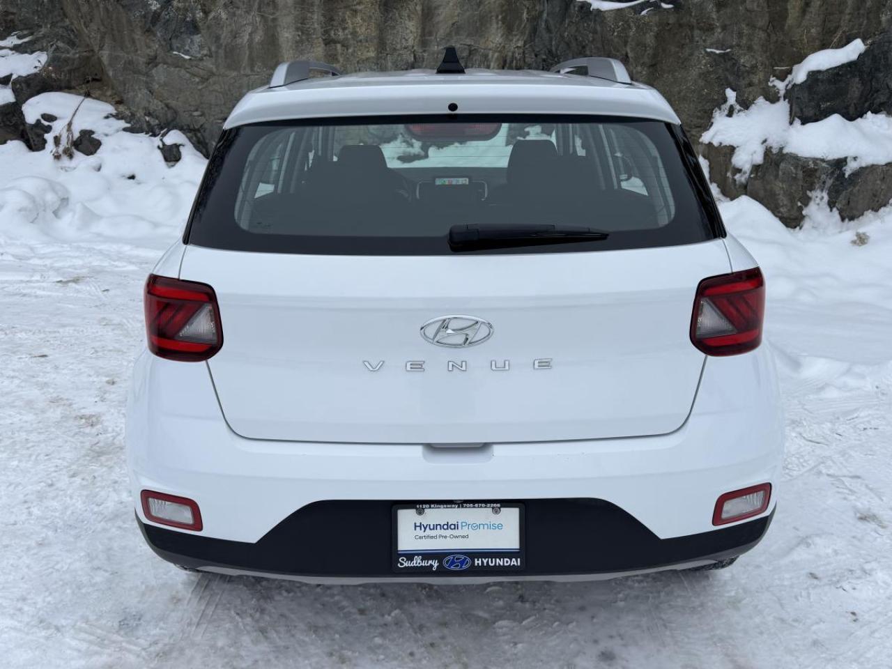 2021 Hyundai Venue Trend IVT Photo4