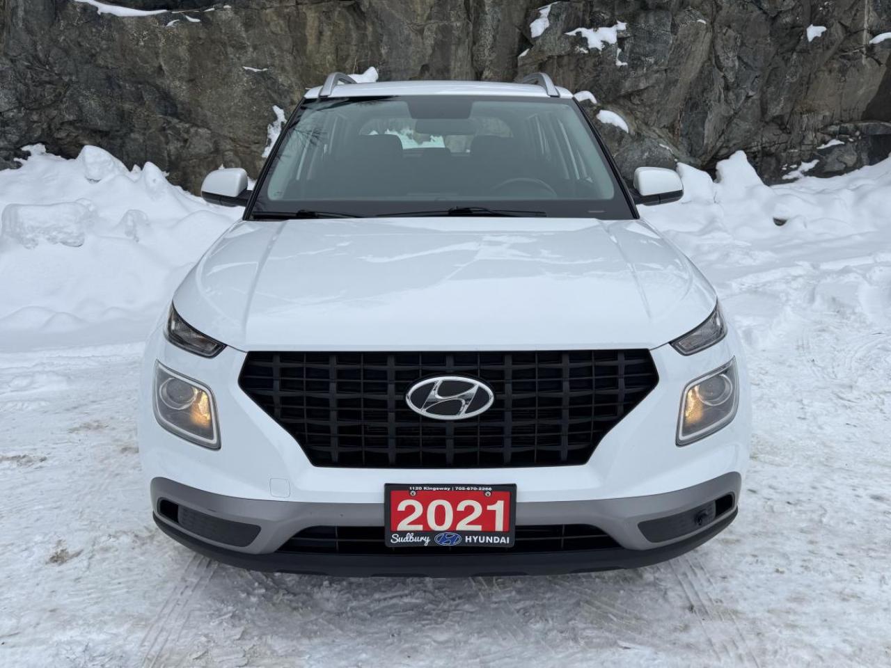 2021 Hyundai Venue Trend IVT Photo2