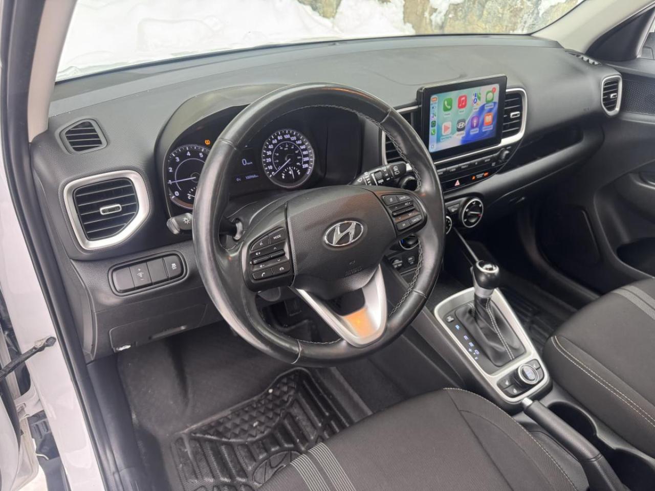 2021 Hyundai Venue Trend IVT Photo