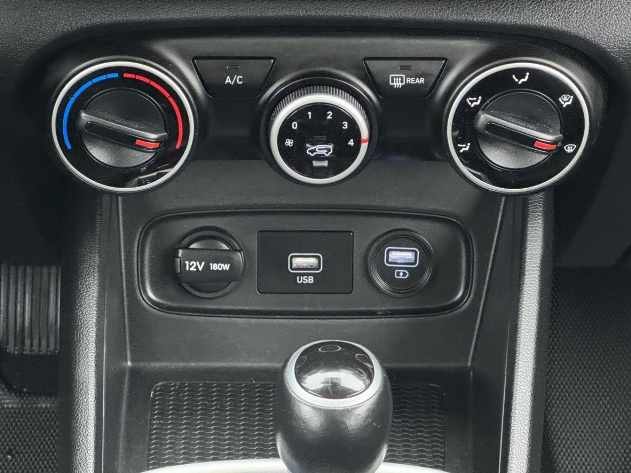 2021 Hyundai Venue Trend IVT Photo