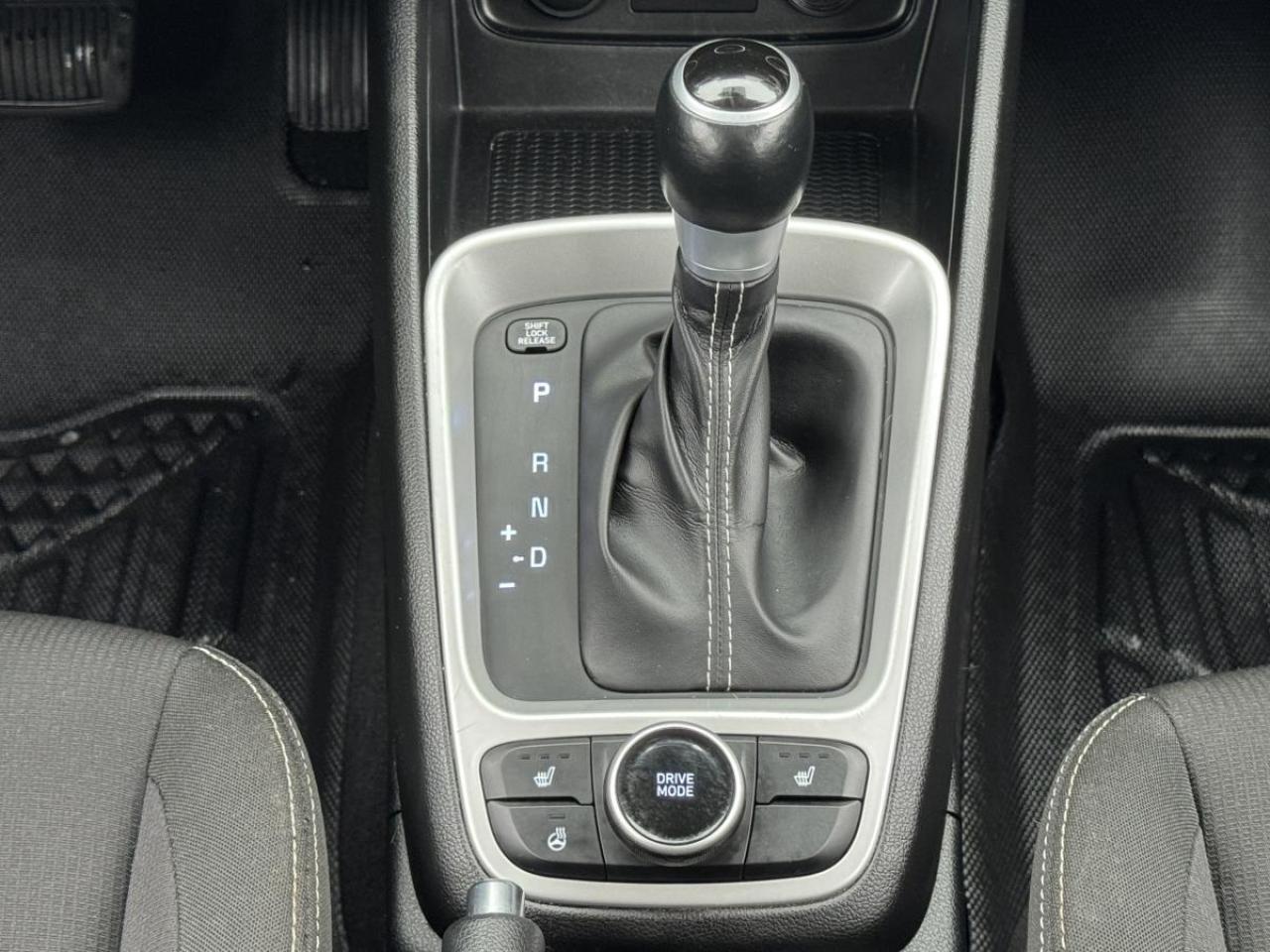 2021 Hyundai Venue Trend IVT Photo