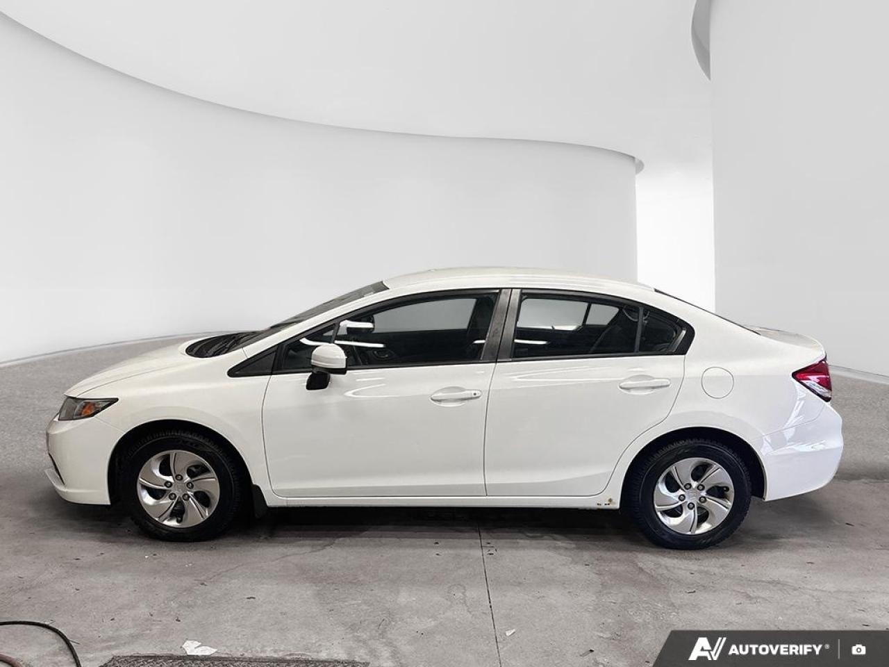 2015 Honda Civic Sedan LX  - Bluetooth -  Cruise Control Photo