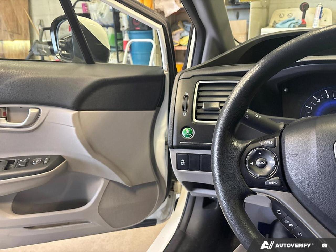 2015 Honda Civic Sedan LX  - Bluetooth -  Cruise Control Photo