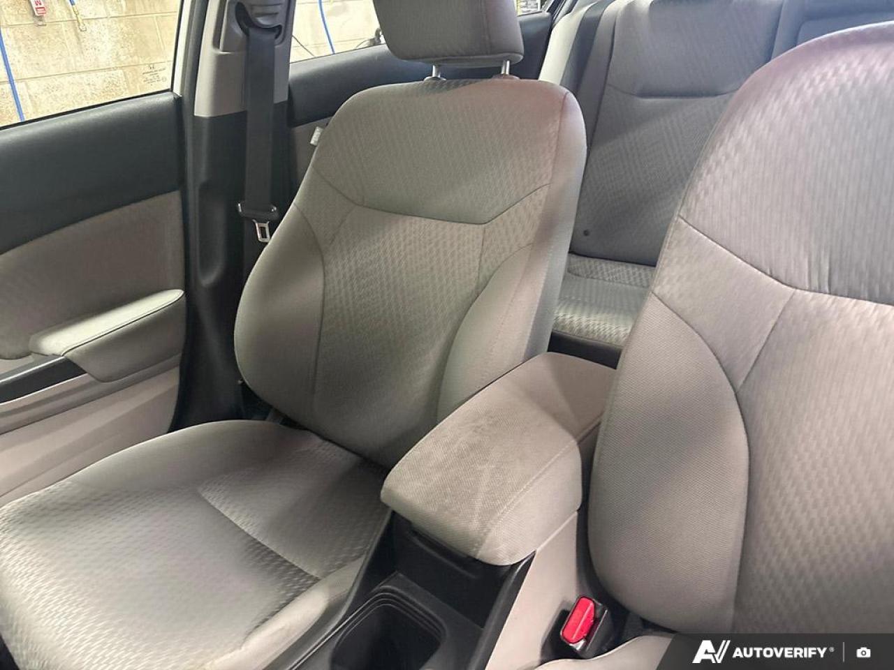 2015 Honda Civic Sedan LX  - Bluetooth -  Cruise Control Photo