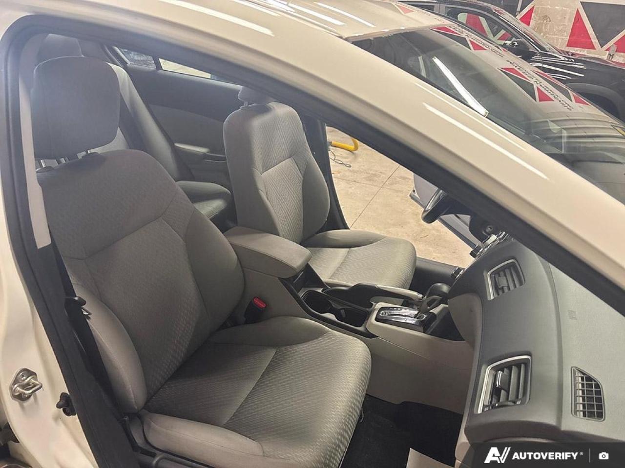 2015 Honda Civic Sedan LX  - Bluetooth -  Cruise Control Photo