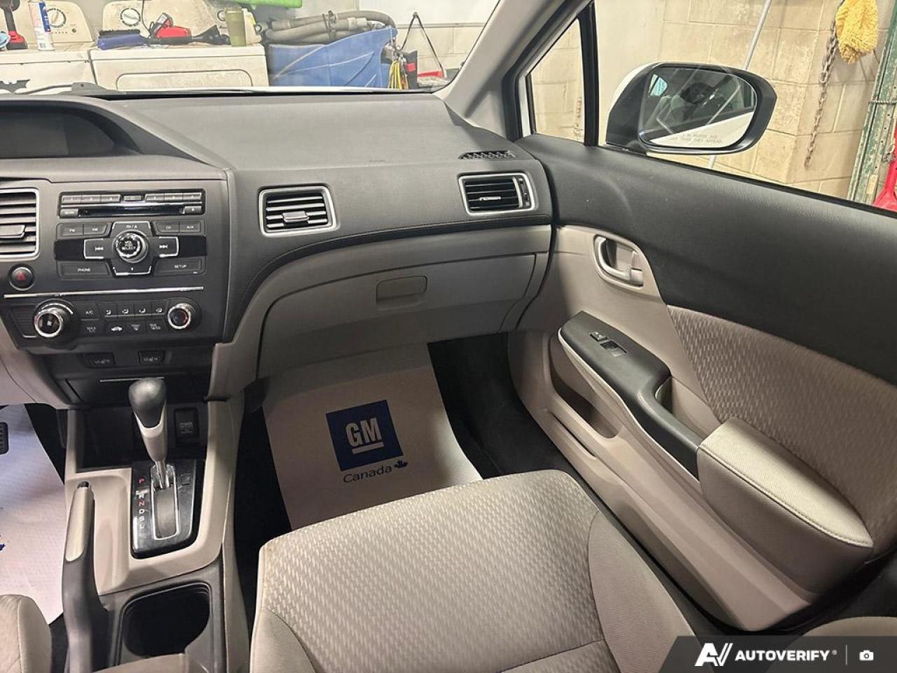 2015 Honda Civic Sedan LX  - Bluetooth -  Cruise Control Photo