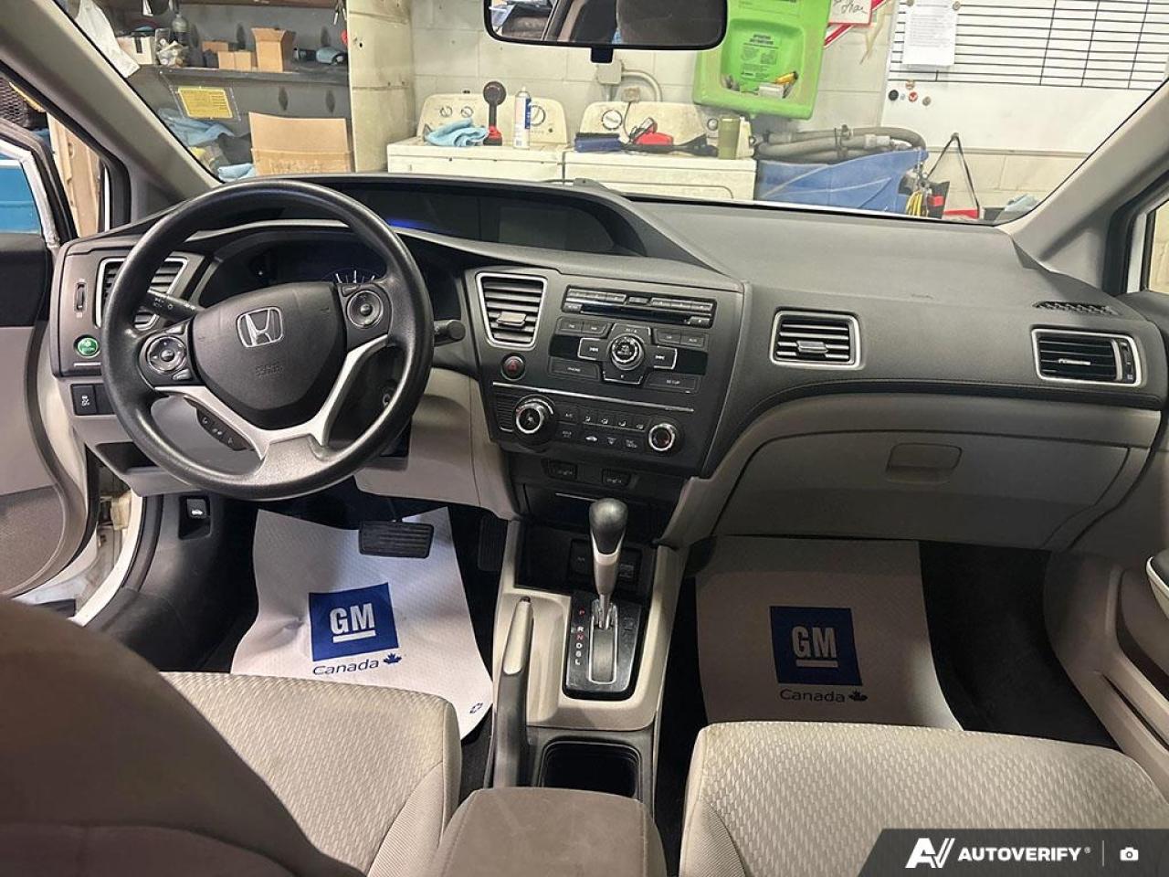 2015 Honda Civic Sedan LX  - Bluetooth -  Cruise Control Photo