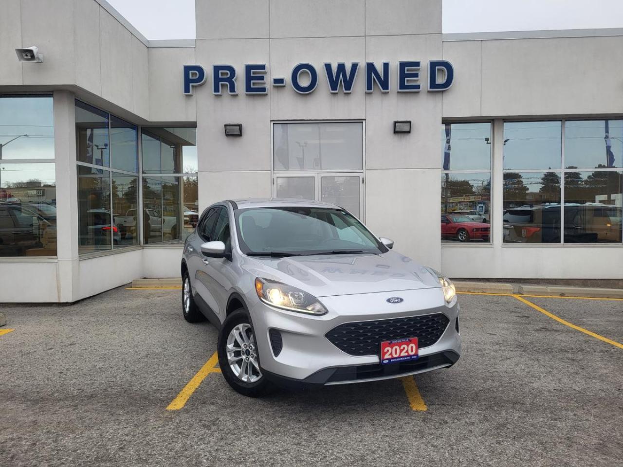 2020 Ford Escape SE AWD Photo