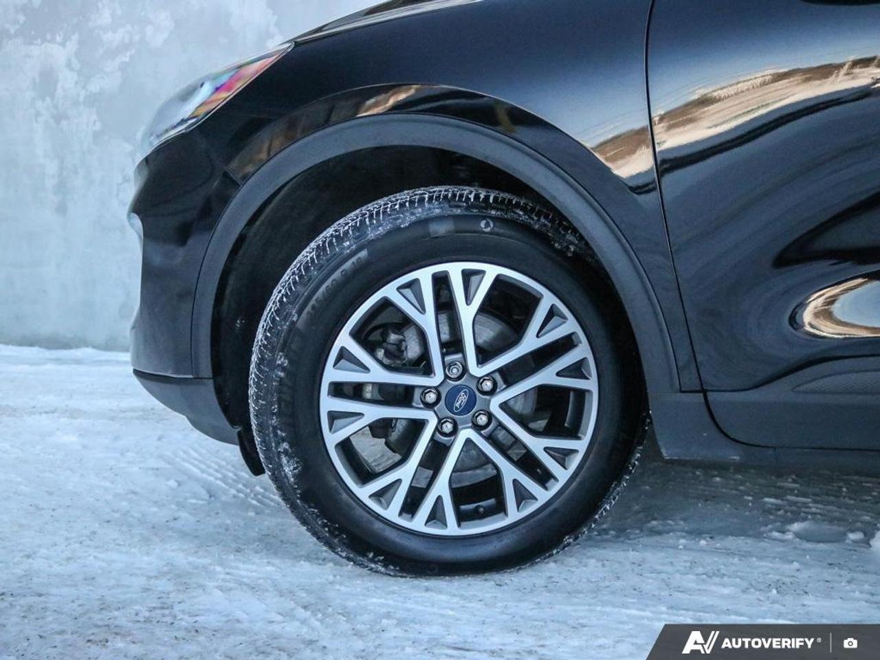 2021 Ford Escape SEL Photo