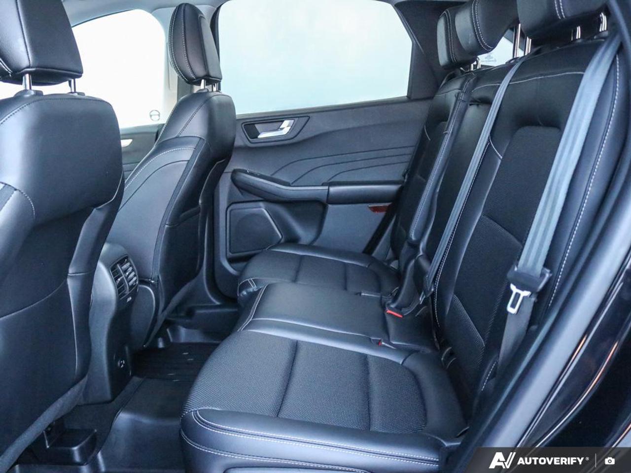 2021 Ford Escape SEL Photo