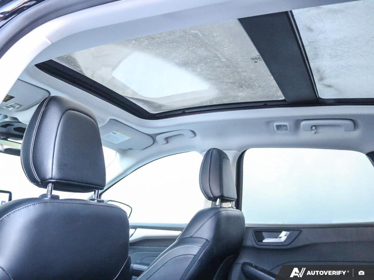 2021 Ford Escape SEL Photo