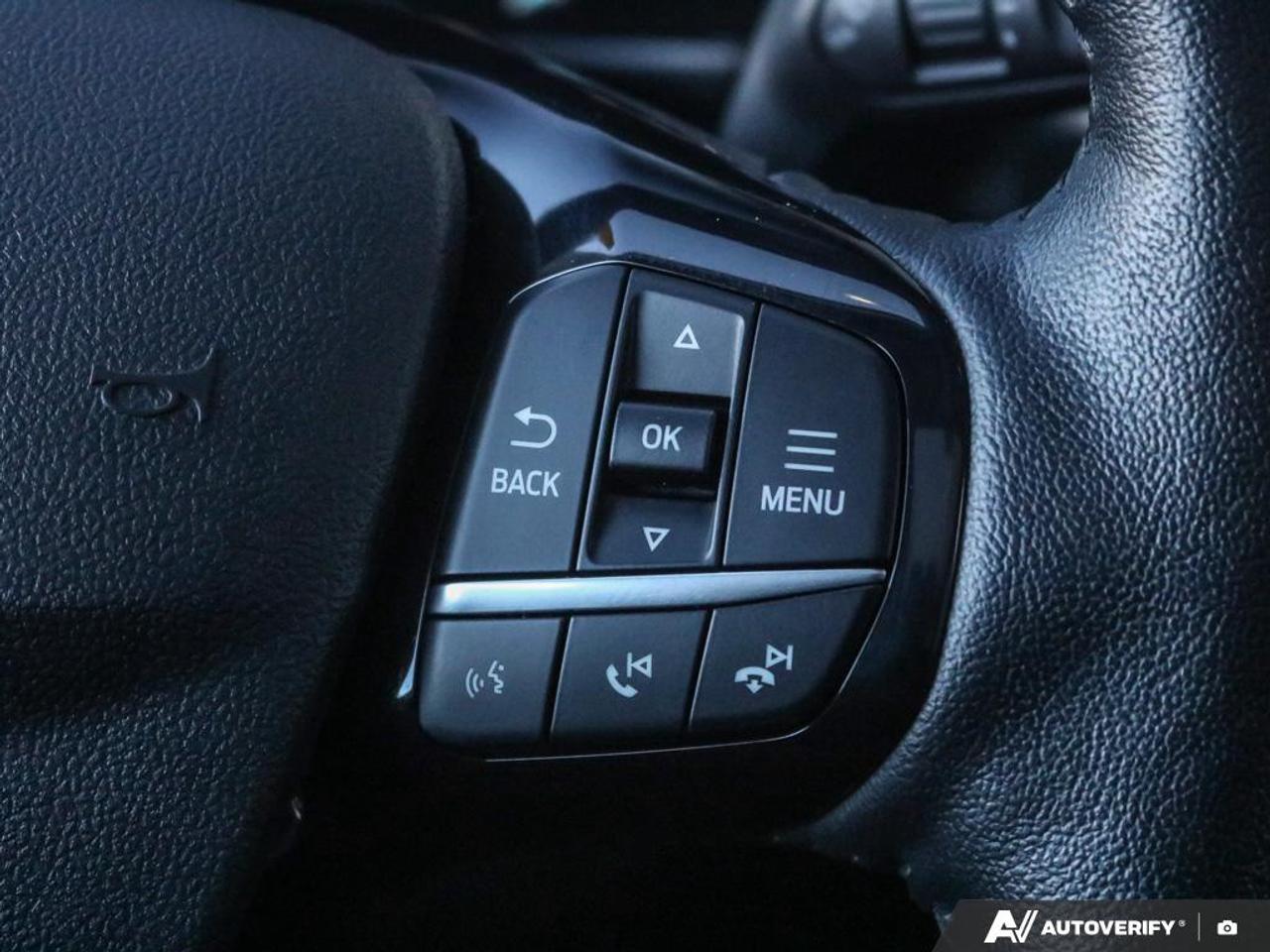 2021 Ford Escape SEL Photo