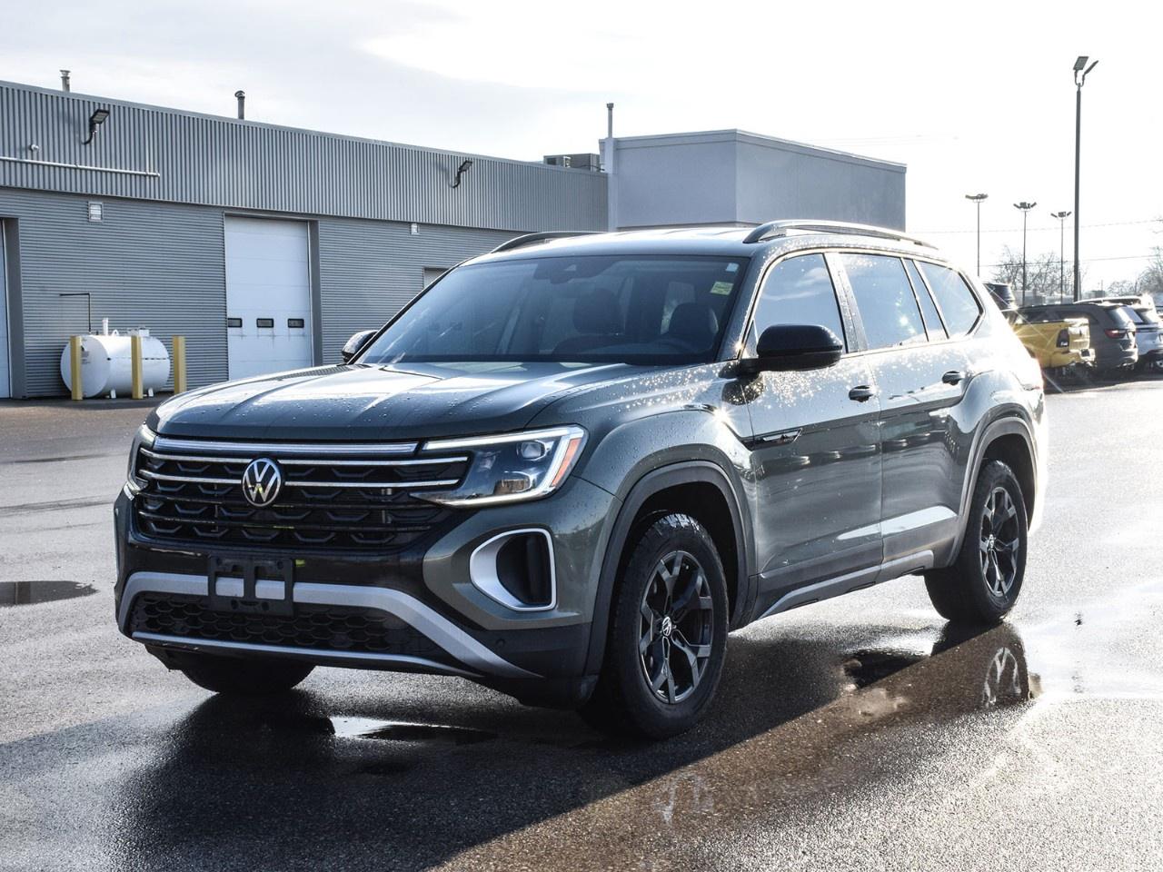 2024 Volkswagen Atlas Peak Edition 2.0 TSI 4MOTION Photo0