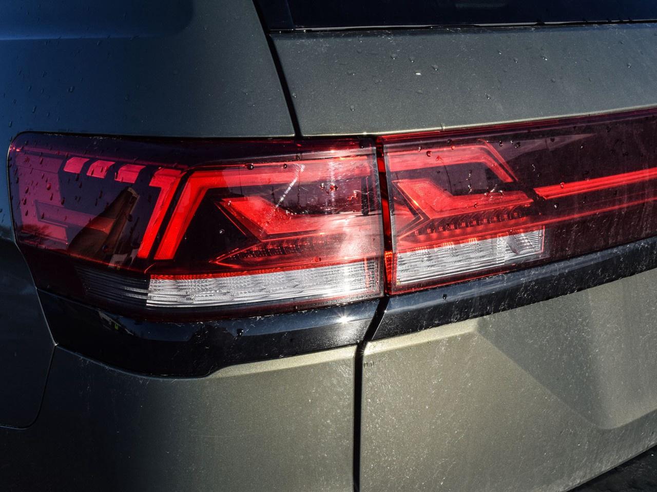 2024 Volkswagen Atlas Peak Edition 2.0 TSI 4MOTION Photo