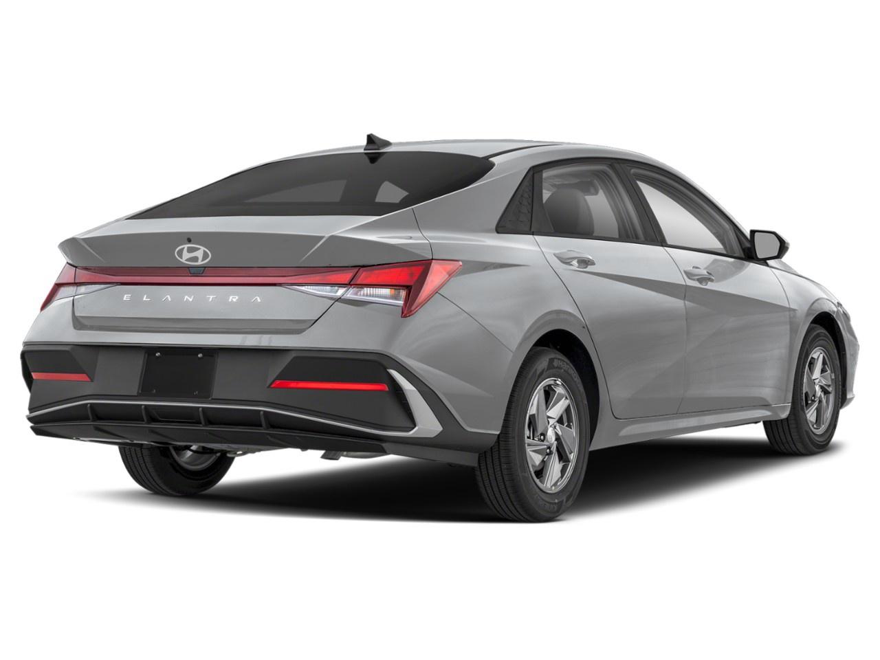 2026 Hyundai Elantra Essential IVT Photo2