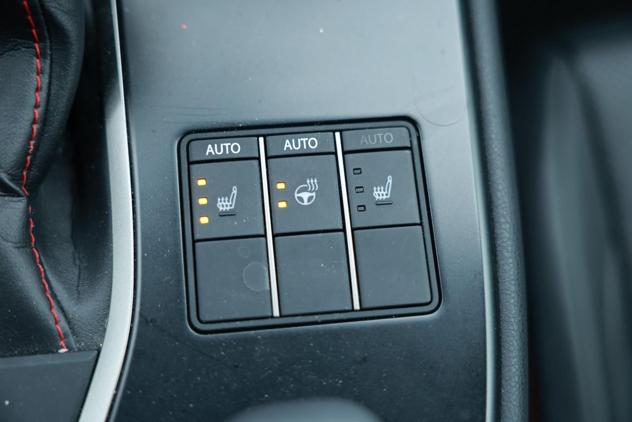 2023 Lexus UX CVT Photo