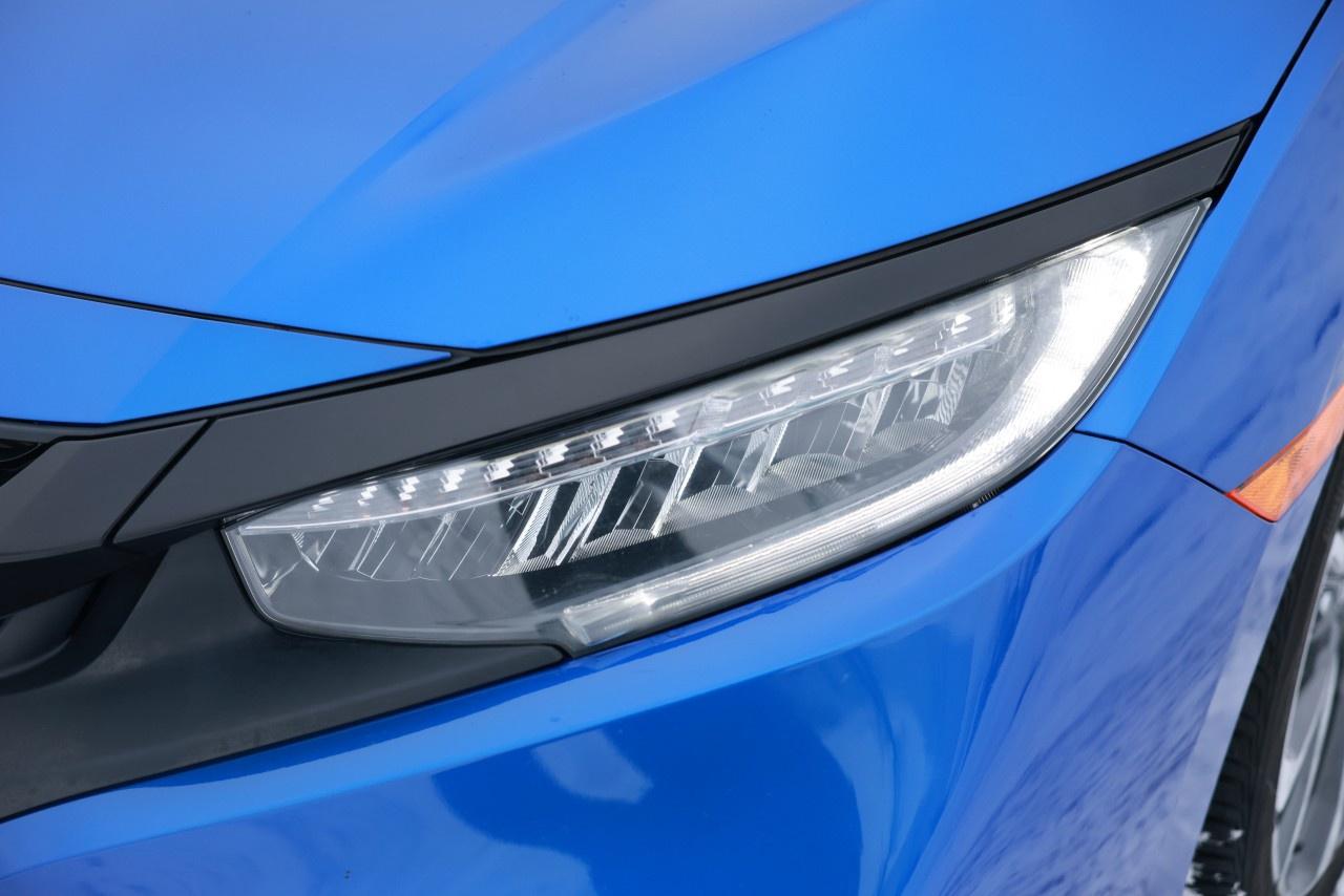 2019 Honda Civic Sedan TOURING CVT SEDAN Photo