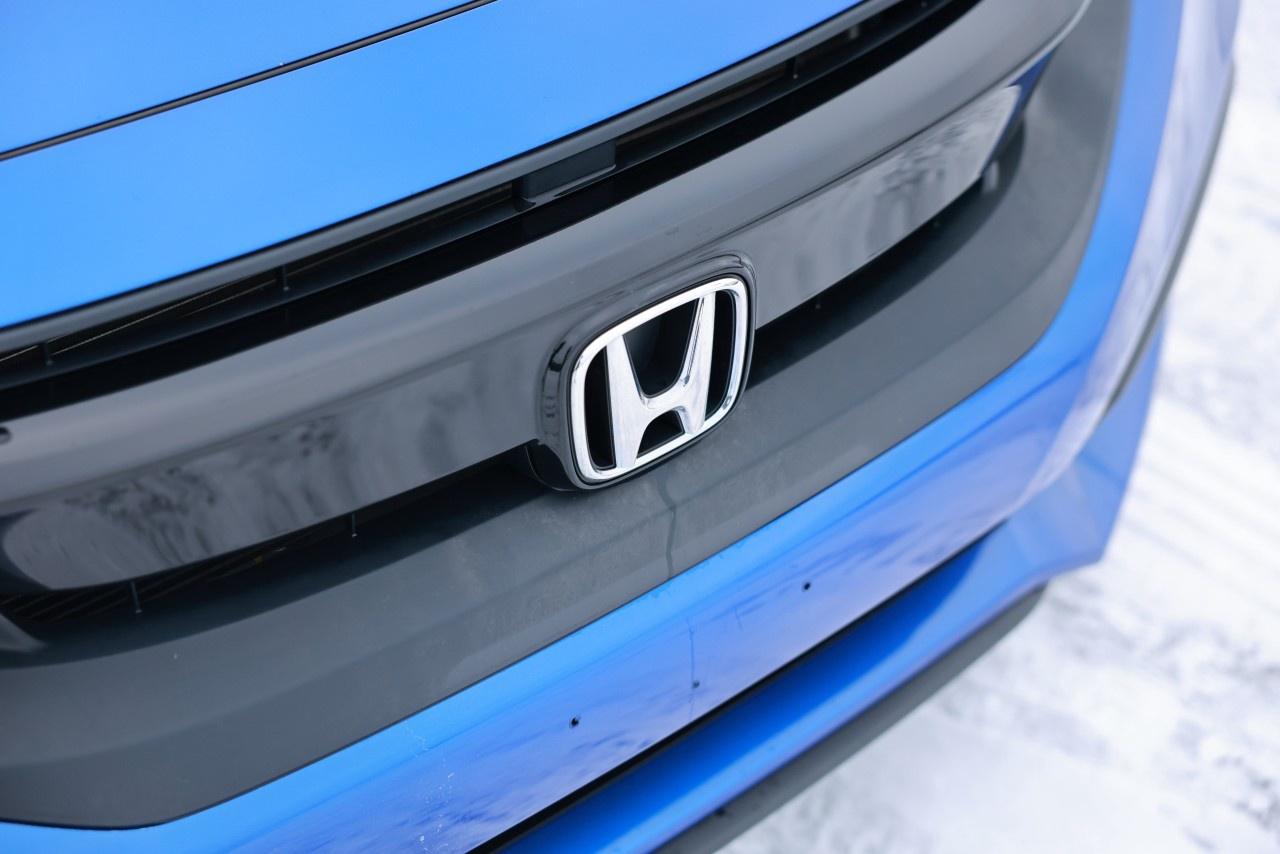 2019 Honda Civic Sedan TOURING CVT SEDAN Photo