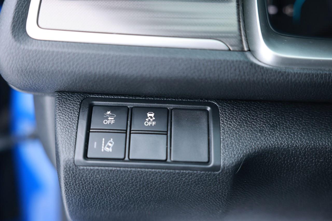 2019 Honda Civic Sedan TOURING CVT SEDAN Photo