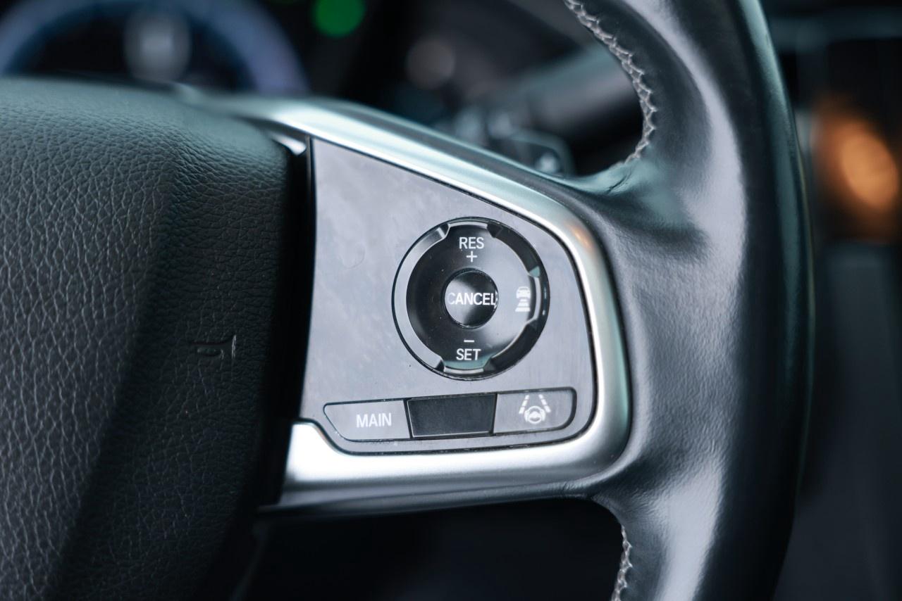 2019 Honda Civic Sedan TOURING CVT SEDAN Photo