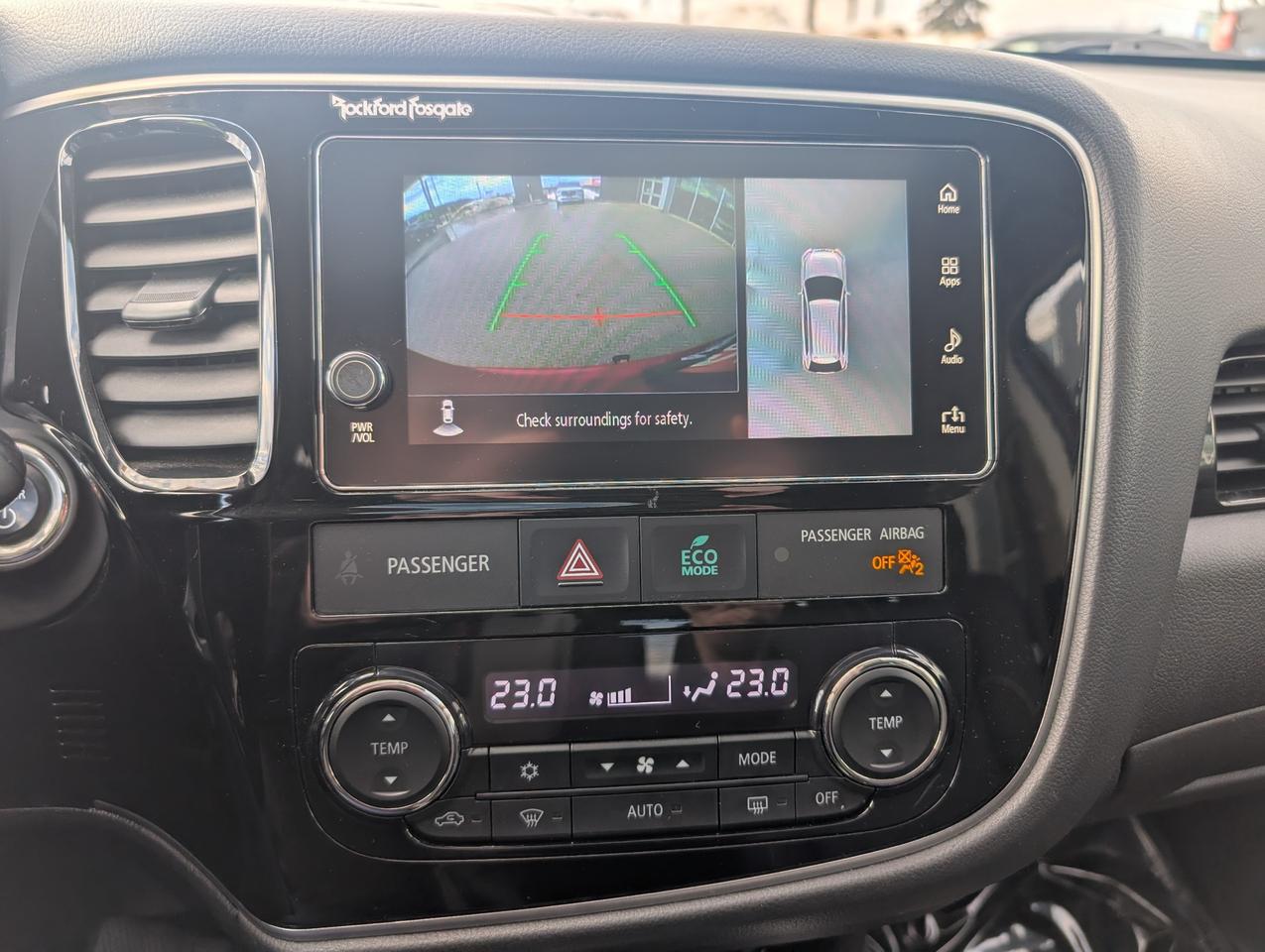 2018 Mitsubishi Outlander Plug-In Hybrid GT Photo